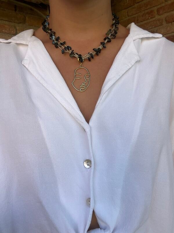 Collar Múltiple con nácar negro y colgante desmontable